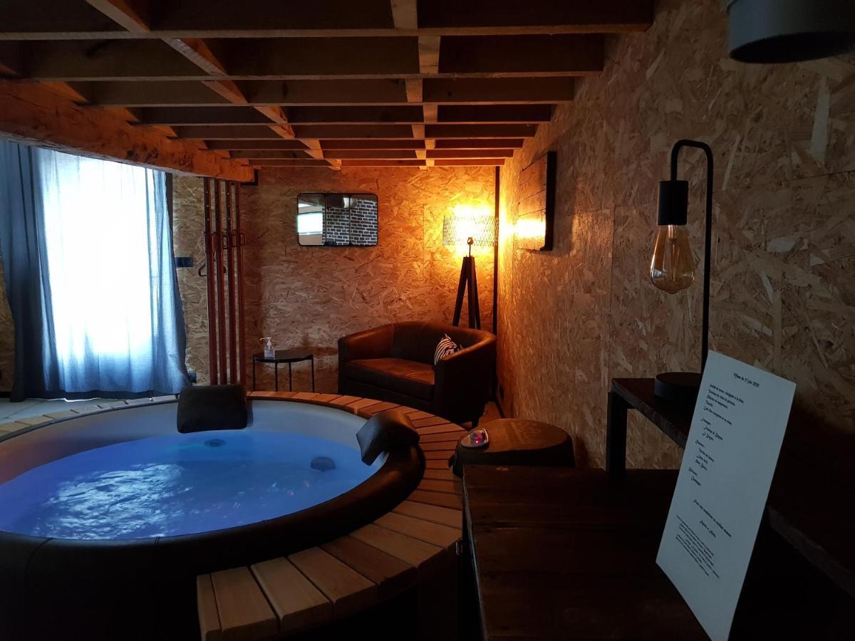 Au Soleil Vert - Chambre De Charme Avec Spa Et Sauna Prives Zeggers-Cappel Exterior photo